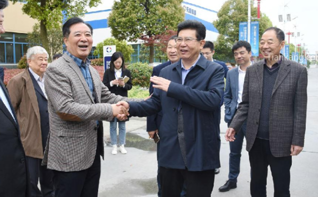 江苏省安徽商会会长、苏宁环球集团董事长张桂平 江苏省安徽商会会长、苏宁环球集团董事长张桂平